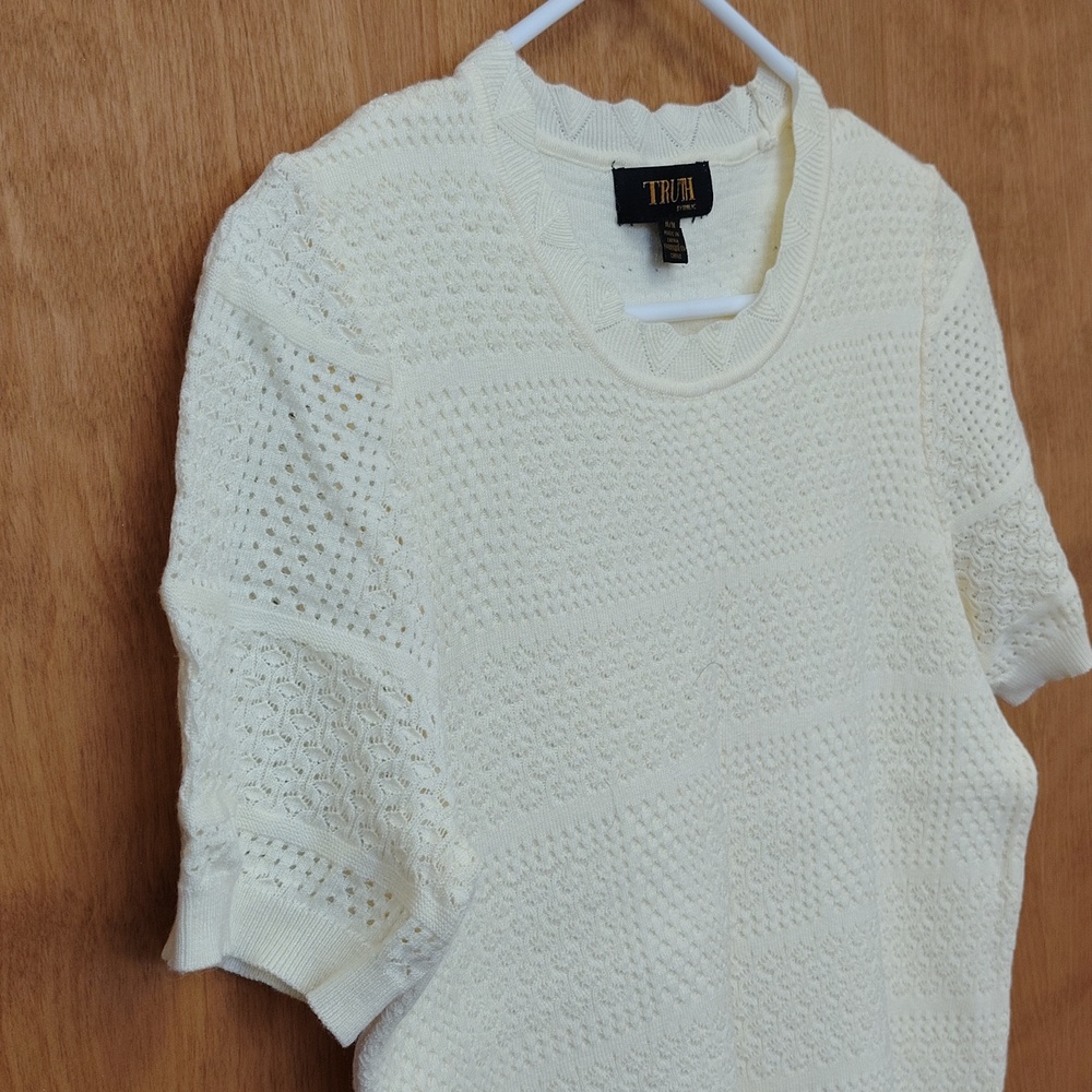 Truth Ivory Knit Short Sleeve Sweater Top - Picture 3 of 11